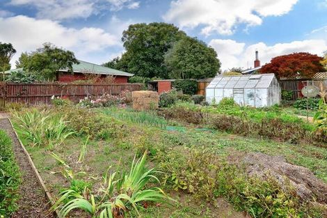 Photo of property in 28 Deloraine Street, Somerfield, Christchurch, 8024