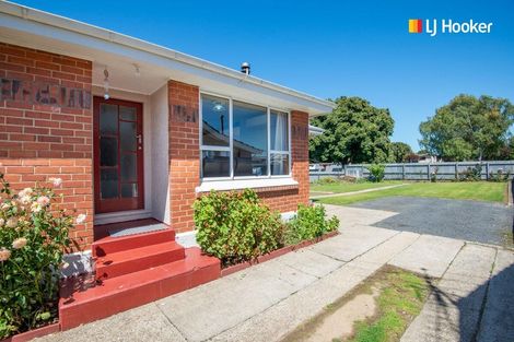 Photo of property in 18 Argyle Street, Mornington, Dunedin, 9011