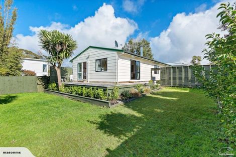 Photo of property in 106 Seymour Road, Sunnyvale, Auckland, 0612