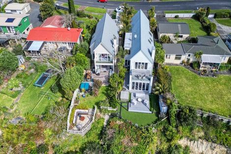 Photo of property in 7a Torkar Road, Clarks Beach, 2122