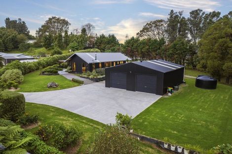 Photo of property in 10 Manuka Drive, Whangamata, 3691