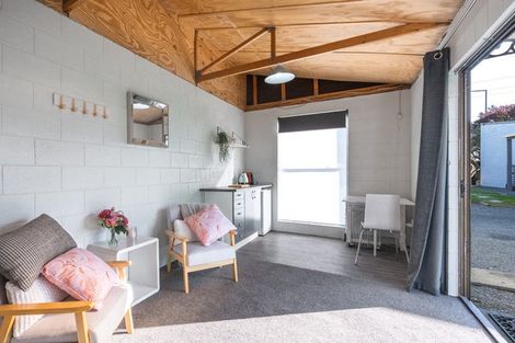 Photo of property in 1 Leeston Road, Springston, Christchurch, 7674