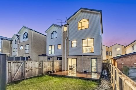 Photo of property in St Claire Village, 28/172 Mcleod Road, Te Atatu South, Auckland, 0610