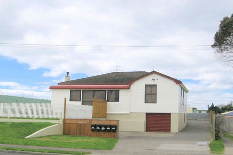 Photo of property in 4/57 Tawa Street, Mount Maunganui, 3116
