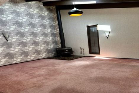 Photo of property in 6 Matanui Street, Northcote, Auckland, 0627