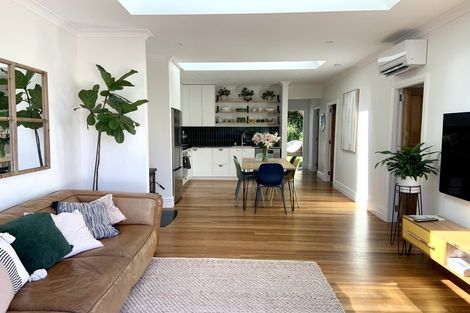 Photo of property in 62 Saint Davids Street, Lyttelton, 8082