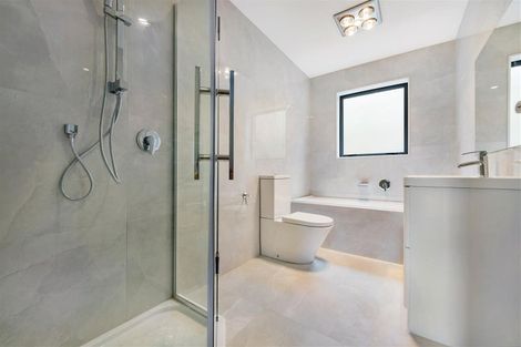 Photo of property in 9 Whale Bay Rise, Gulf Harbour, 0930