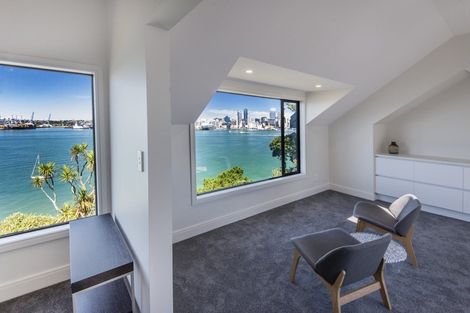 Photo of property in 79a Stanley Point Road, Stanley Point, Auckland, 0624