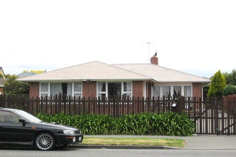 Photo of property in 207 Withells Road, Avonhead, Christchurch, 8042