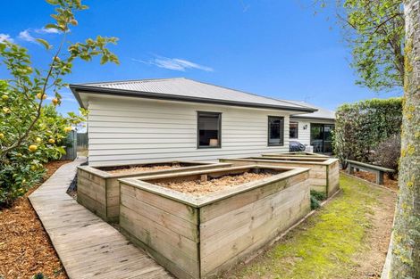 Photo of property in 34 Dahlstrom Grove, Kelvin Grove, Palmerston North, 4414