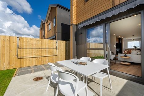 Photo of property in 33 Hampshire Lane, Karaka, 2580