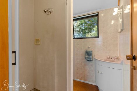 Photo of property in 338 Wairere Road, Waitakere, Henderson, 0782