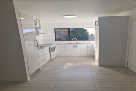Photo of property in 1/338 Main Road, Tawa, Wellington, 5028
