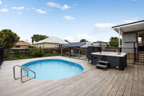 Photo of property in 12a Naylor Street, Hamilton East, Hamilton, 3216