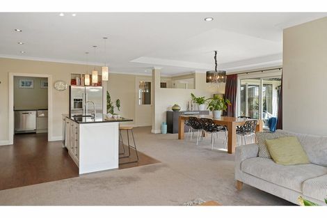 Photo of property in 2 Noble Close, Rangiora, 7400