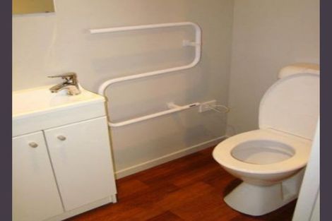 Photo of property in 100 Rattray Street, Riccarton, Christchurch, 8041