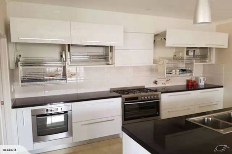 Photo of property in 8 Margaret Place, Waiuku, 2123