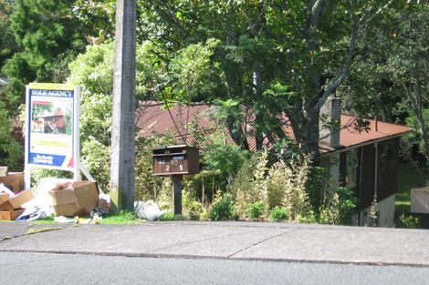 Photo of property in 38 Derwent Crescent, Titirangi, Auckland, 0604