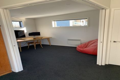 Photo of property in 148 Holly Road, St Albans, Christchurch, 8014