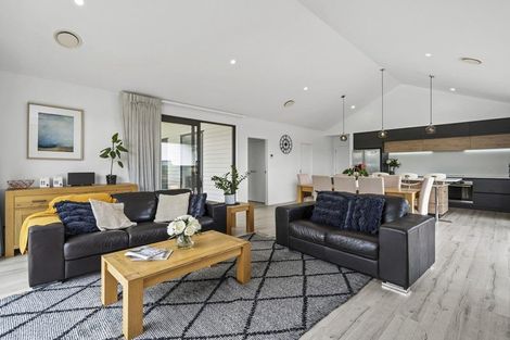 Photo of property in 20 Mike Smith Drive, Cambridge, 3434