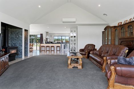 Photo of property in 1228 Loburn Whiterock Road, Loburn, Rangiora, 7472