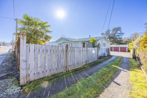 Photo of property in 21 Great North Road, Waipawa, 4210