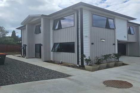 Photo of property in 83a Hutchinsons Road, Bucklands Beach, Auckland, 2014