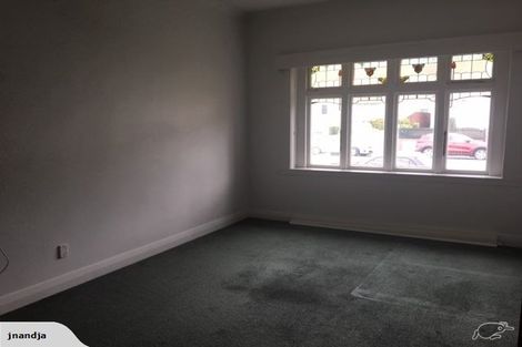 Photo of property in 137 Onepu Road, Lyall Bay, Wellington, 6022