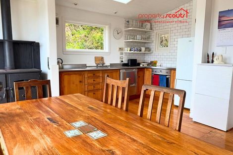 Photo of property in 43 Connaught Terrace, Brooklyn, Wellington, 6021