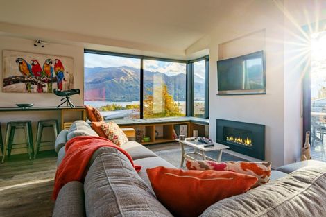 Photo of property in 9 Forest Heights, Wanaka, 9305