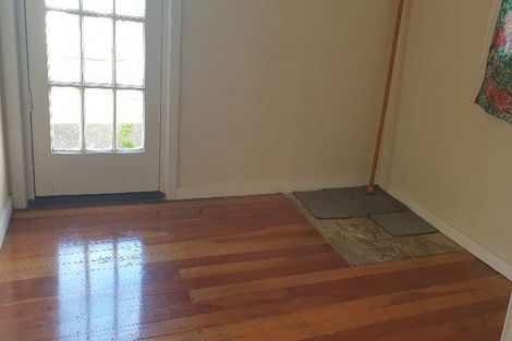 Photo of property in 119 Mcleod Road, Te Atatu South, Auckland, 0610