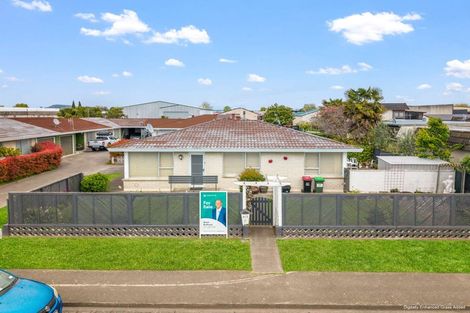 Photo of property in 7/412 Avenue Road West, Hastings, 4122