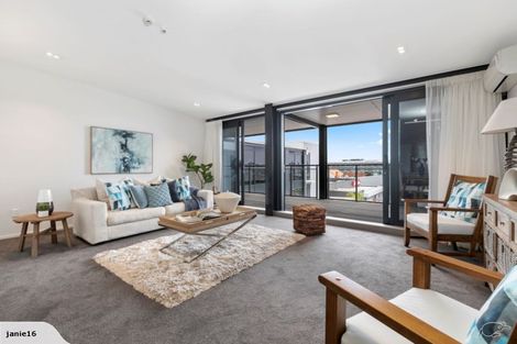 Photo of property in 3-01/424 Maunganui Road, Mount Maunganui, 3116