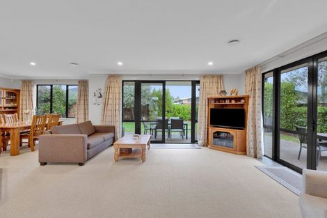 Photo of property in 18 Connor Court, Huntington, Hamilton, 3210