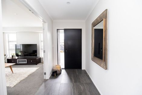 Photo of property in 5 Costello Drive, Ngatea, 3503