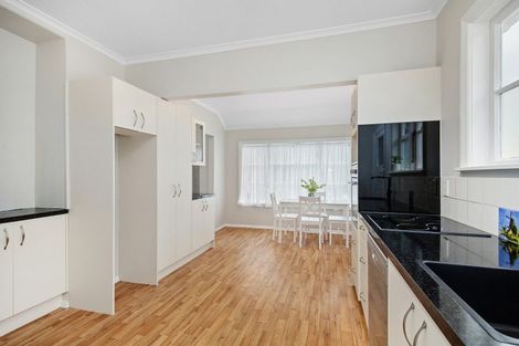 Photo of property in 19 Kowhai Avenue, Ebdentown, Upper Hutt, 5018