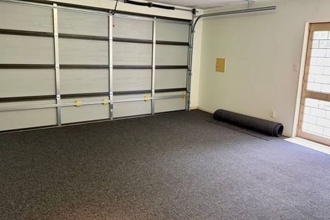 Photo of property in 31 Macnean Drive, East Tamaki Heights, Auckland, 2016