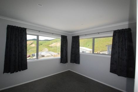 Photo of property in 8 Prestwich Rise, Churton Park, Wellington, 6037