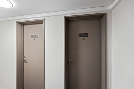 Photo of property in Dual Apartments, 308/142 Vivian Street, Te Aro, Wellington, 6011