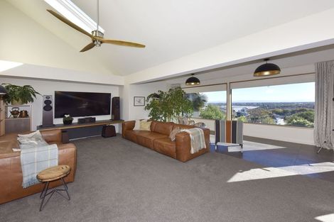 Photo of property in 12 Overdale Drive, Cashmere, Christchurch, 8022