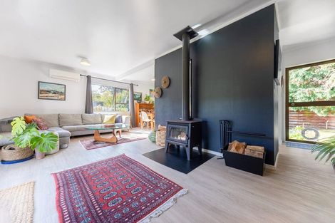 Photo of property in 13 Forest Road, Raumati South, Paraparaumu, 5032