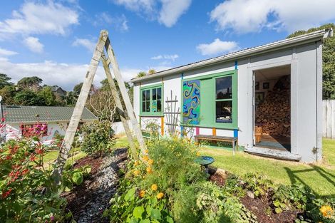 Photo of property in 13 Forest Road, Raumati South, Paraparaumu, 5032