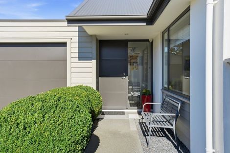 Photo of property in 9 Waterford Avenue, Northwood, Christchurch, 8051