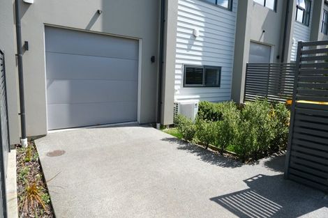 Photo of property in 50 Pateke Drive, Kenepuru, Porirua, 5022