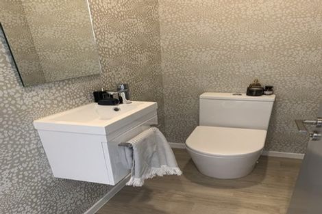 Photo of property in Northlake, 17 Cluden Crescent, Wanaka, 9305