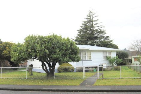 Photo of property in 6 Harper Street, Papakura, 2110