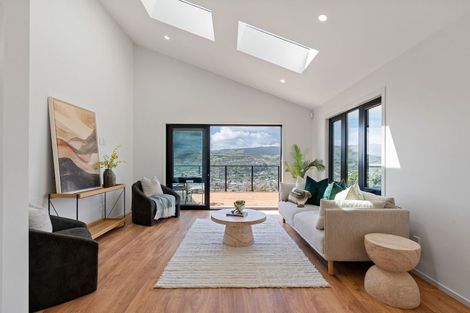 Photo of property in 27b Westhaven Drive, Tawa, Wellington, 5028