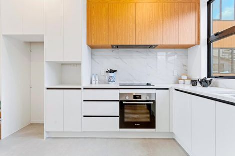 Photo of property in 6/28 Lavelle Road, Henderson, Auckland, 0612
