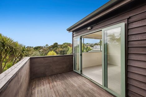 Photo of property in 30 Glenwood Avenue, Birkenhead, Auckland, 0626
