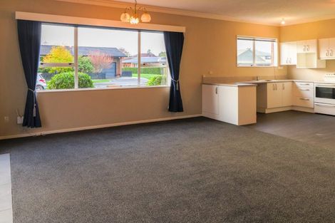 Photo of property in 35 Waterford Drive, Winton, 9720